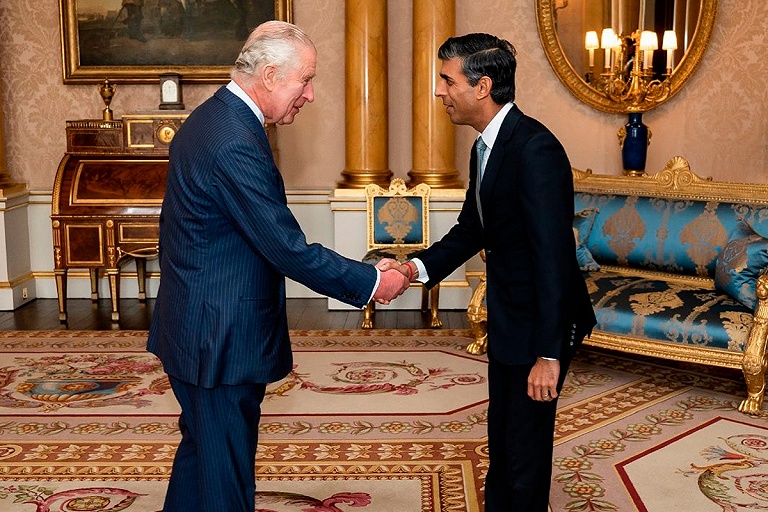 Сунак официально стал премьером Великобритании и выступил с первой речью