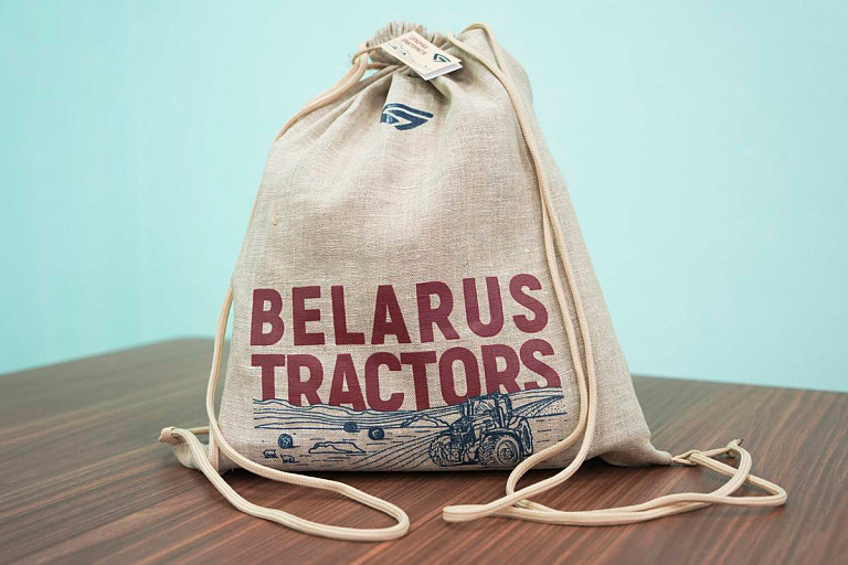 Белорусам предложили продуктовую "торбочку тракториста" – а внутри сюрприз