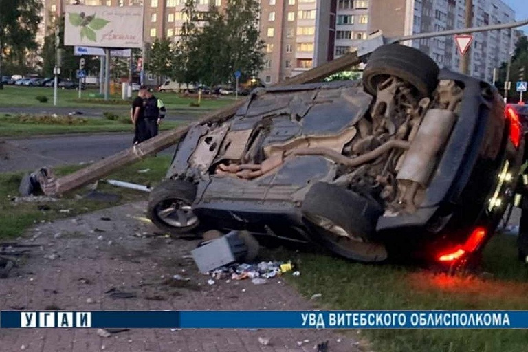 Смертельное ДТП в Полоцке: погиб пассажир