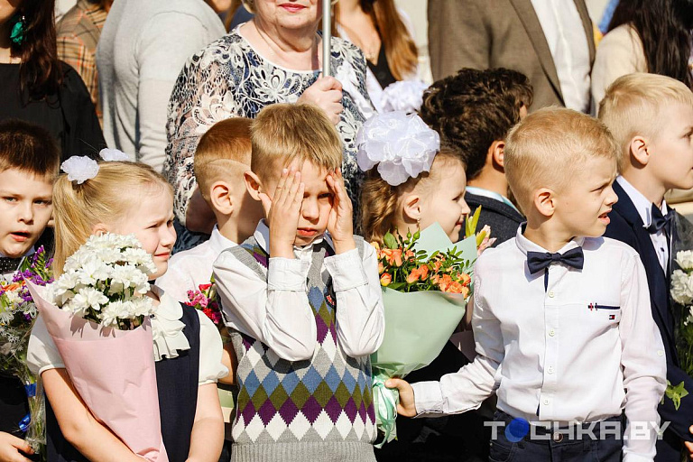 Минобр хочет добавить больше идеологии и патриотизма во все школьные предметы