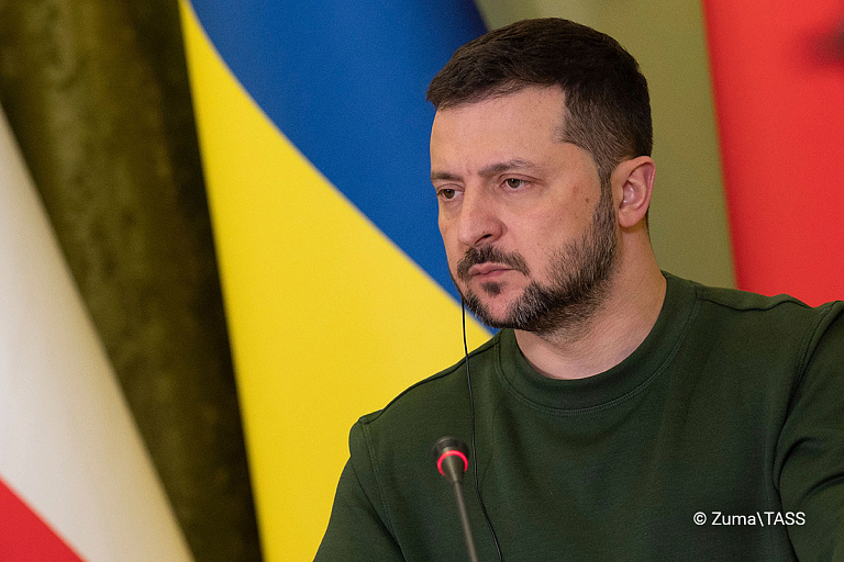 Зеленский заявил об отставке некоторых государственных деятелей Украины