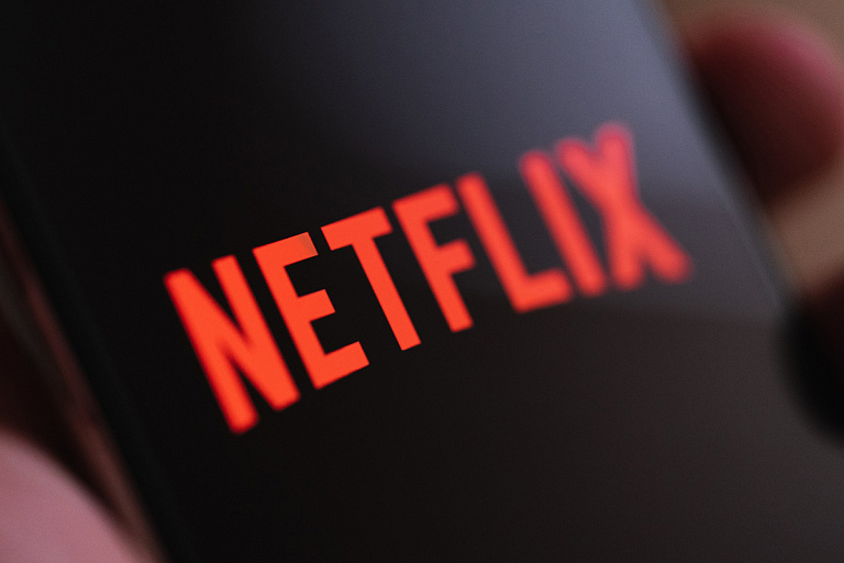 Netflix увеличила чистую прибыль, но хочет получить еще больше денег