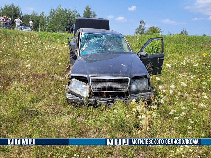 Mercedes не уступил дорогу – пострадал ребенок