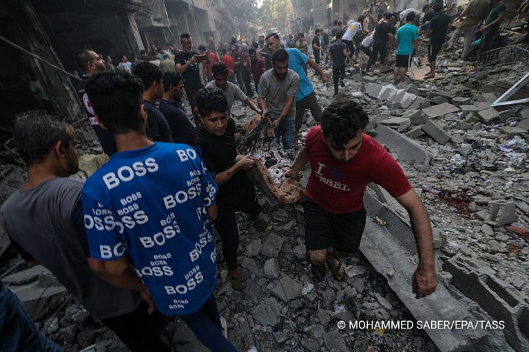 Минздрав Газы: жертвами авиаудара по городской больнице стали сотни человек