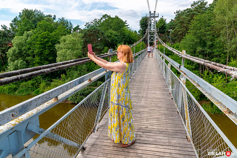 В Беларуси разберут самый длинный "висящий" пешеходный мост