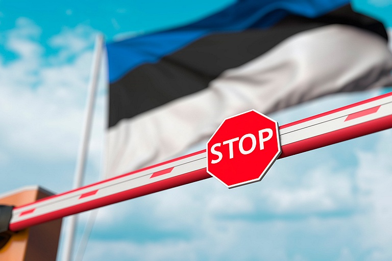 Эстония закрывает границы для россиян с шенгенскими визами