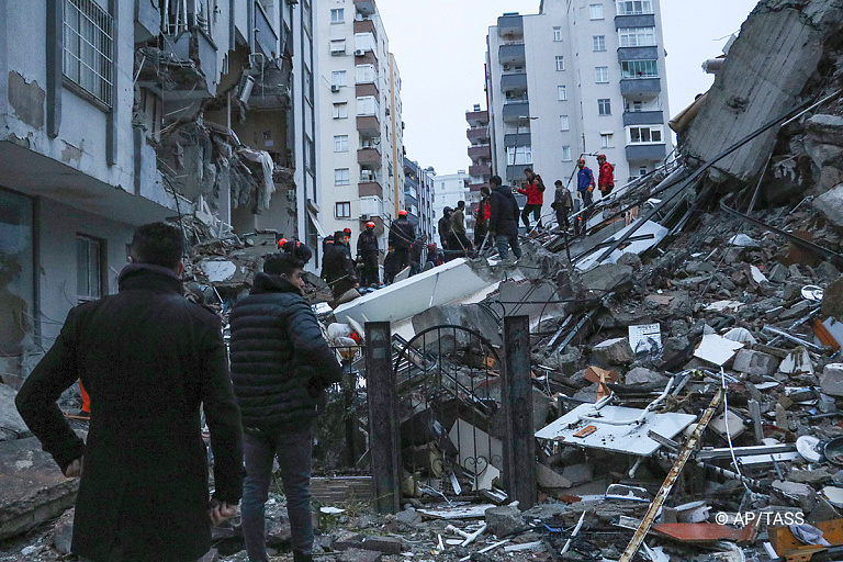 Второе землетрясение за сутки произошло в Турции – СМИ