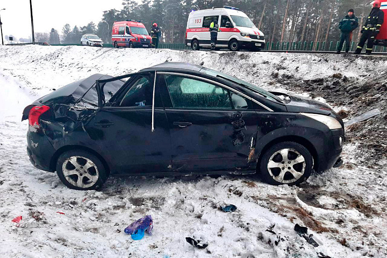Машина из Польши попала в аварию на МКАД в Минске