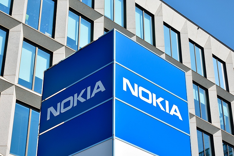 Nokia окончательно уходит с российского рынка