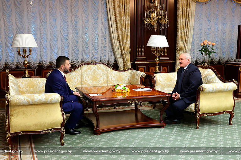 Лукашенко предложил помощь в восстановлении Донецка