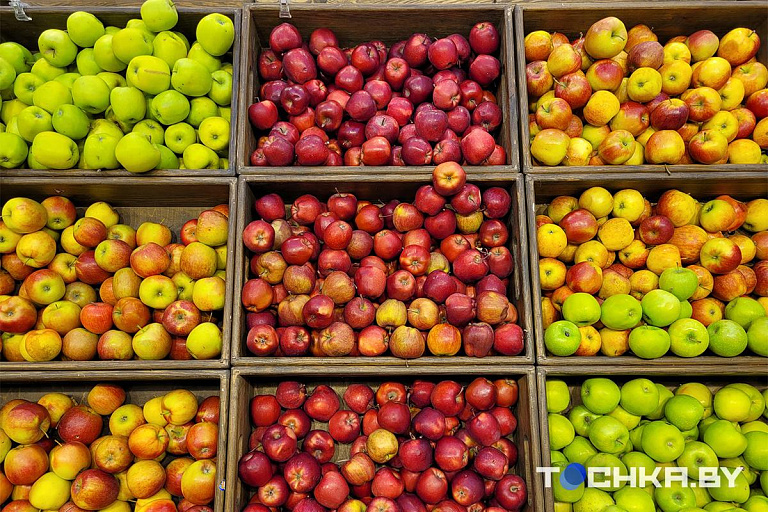Горе яблочное: есть ли в феврале белорусские фрукты на прилавках магазинов