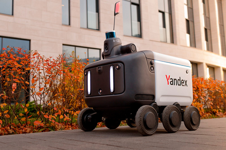 "Яндекс" начнет массовое производство роботов-курьеров