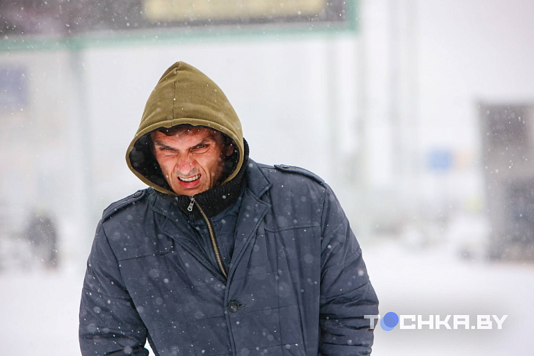 Минск накрыло снегопадом – фотофакт