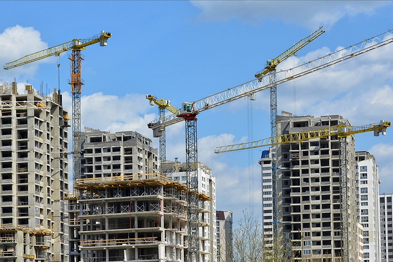 Стало известно, сколько жилья построят в 2022 году в Беларуси