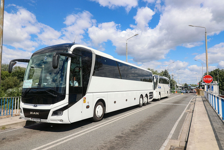 Рекордные очереди – 108 автобусов скопилось на белорусско-польской границе