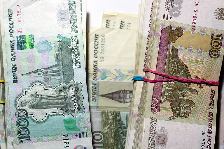 Российский рубль снова вырос на торгах