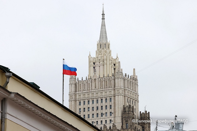 В МИД РФ заявили, что эпоха сотрудничества России и Запада завершена