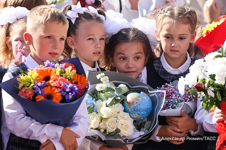 В Калуге выбрали самую стильную выпускницу: Финал конкурса – Калуга 24