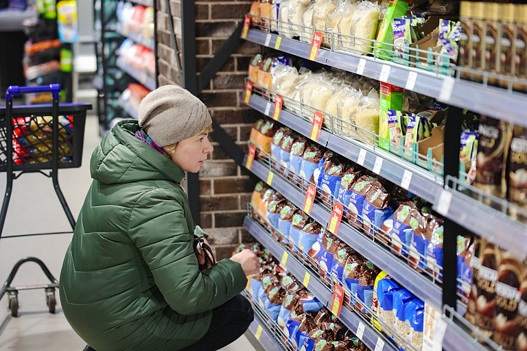 Мясо, творог и овощи: сравнили, как изменились цены на продукты за полгода