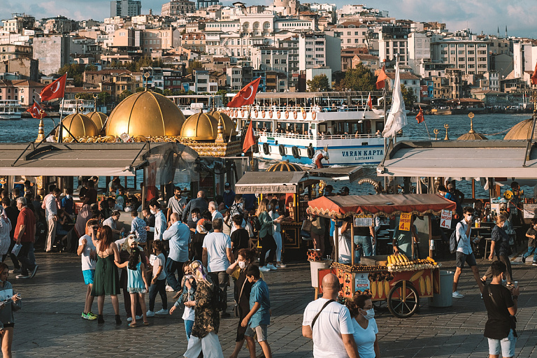 Туристов предупредили о распространенных схемах обмана в Турции